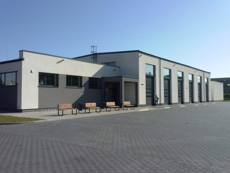What are the advantages of steel structure buildings?