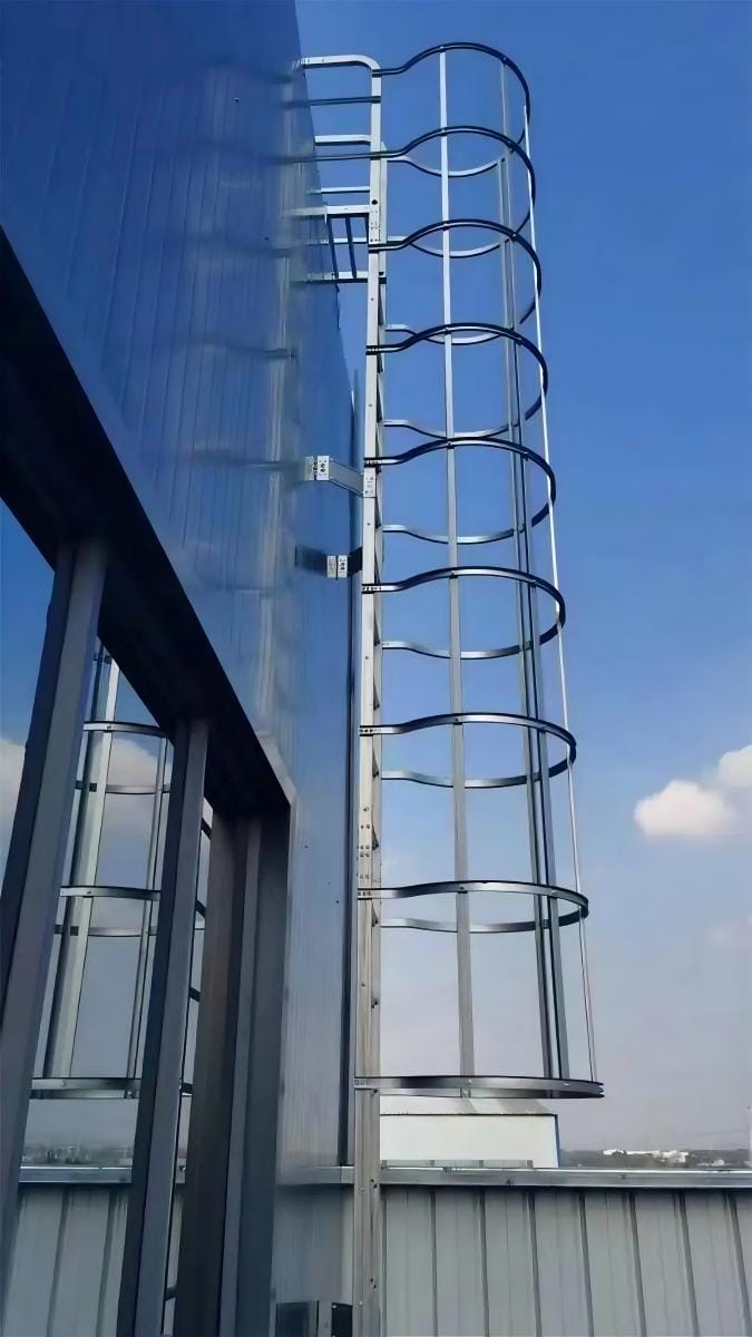 Fixed Steel Safety Cage Ladders