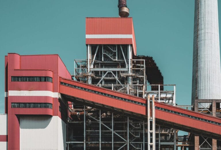 What Really Drives the Cost of a Steel Warehouse Project?