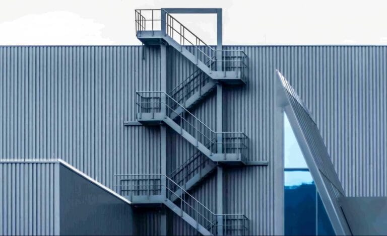 The Anatomy of a Steel Warehouse: 7 Cost Traps to Avoid for a 20-Year Lifespan Extension